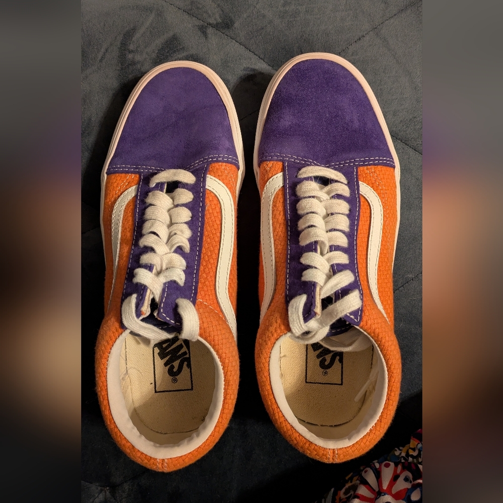 Vans Old Skool in Royal Blue/Purple and Apricot Sneakers. Size M 6.5, W 8.0. - Picture 4 of 7